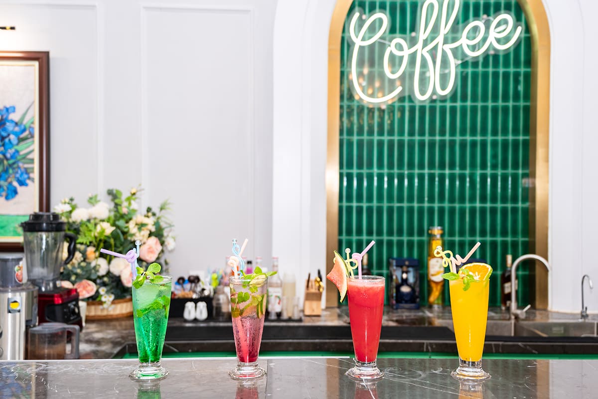 Four colorful cocktails served at the bar in Thien An Hotel Viet Yen
