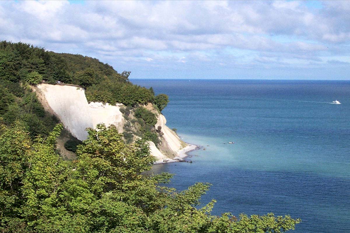 Chalk cliffs on Rügen location of the International Tourism Academy by Private Palace Hotels & Resorts